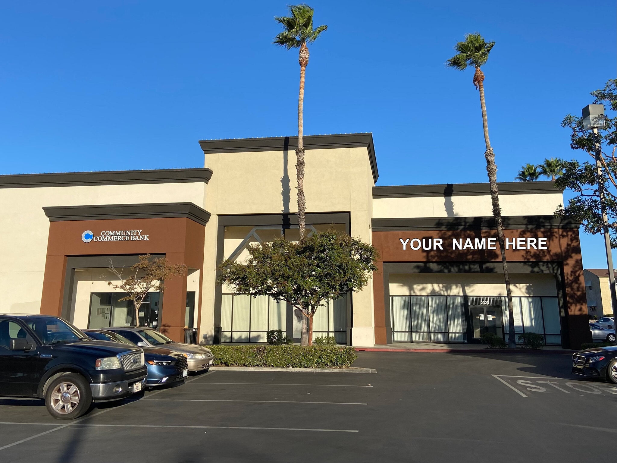 2325 S Atlantic Blvd, Monterey Park, CA à louer Photo de l’immeuble– Image 1 sur 2