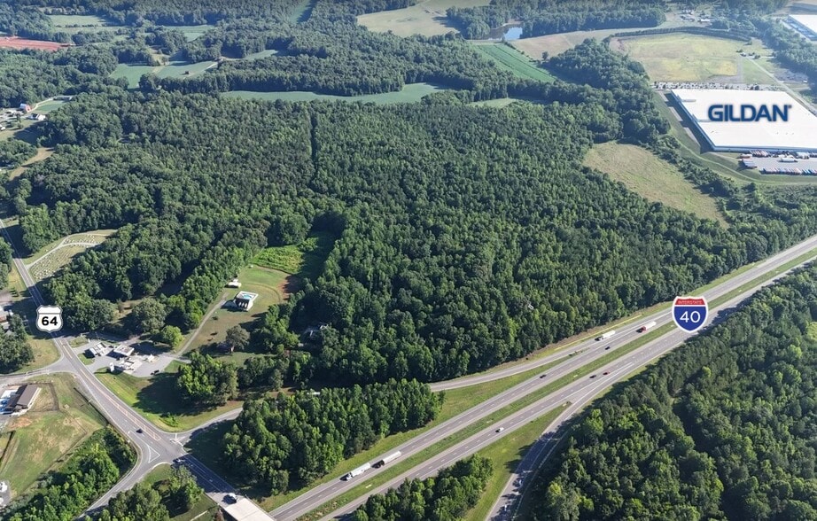 Hwy 64 & I-40, Mocksville, NC à vendre - Aérien – Image 2 sur 3