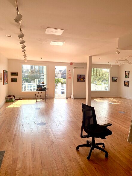 87 S Euclid Ave, Montauk, NY à louer - Photo intérieure – Image 2 sur 5