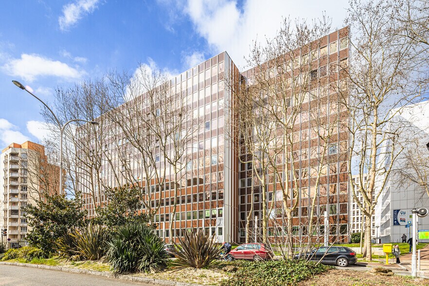 Bureau dans Créteil à louer - Photo principale – Image 2 sur 2