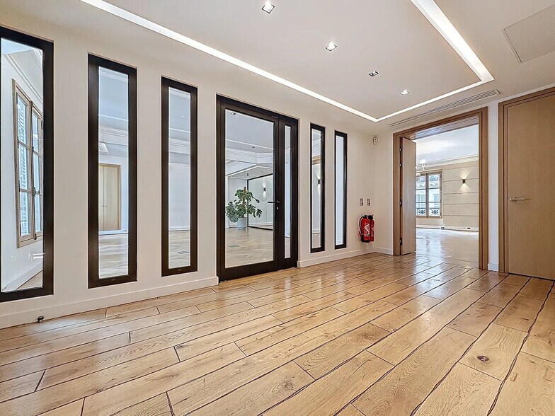 Bureau dans Paris à louer - Photo intérieure – Image 2 sur 21