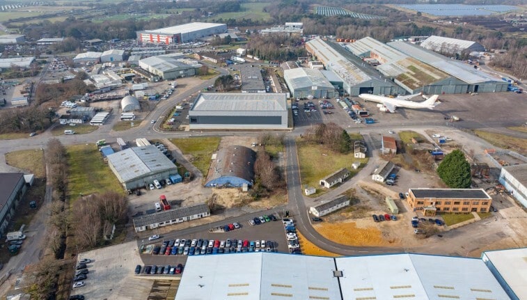 Enterprise Way Road, Hurn à vendre - Aérien – Image 2 sur 3