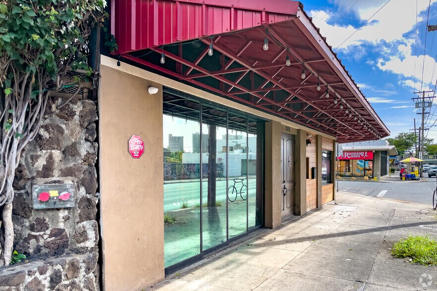 829 Kapahulu Ave, Honolulu, HI à louer - Photo de l’immeuble – Image 3 sur 26