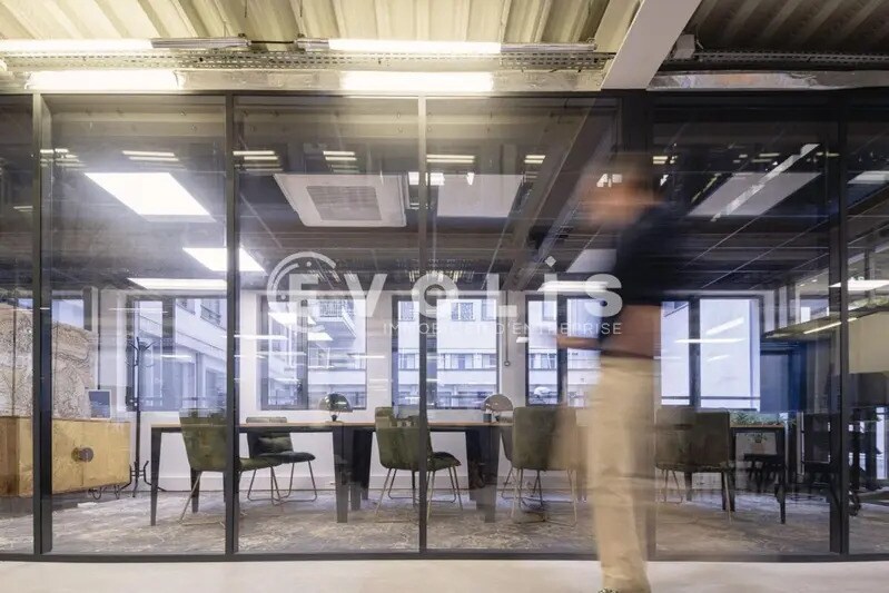Bureau dans Paris à louer - Photo de l’immeuble – Image 2 sur 13