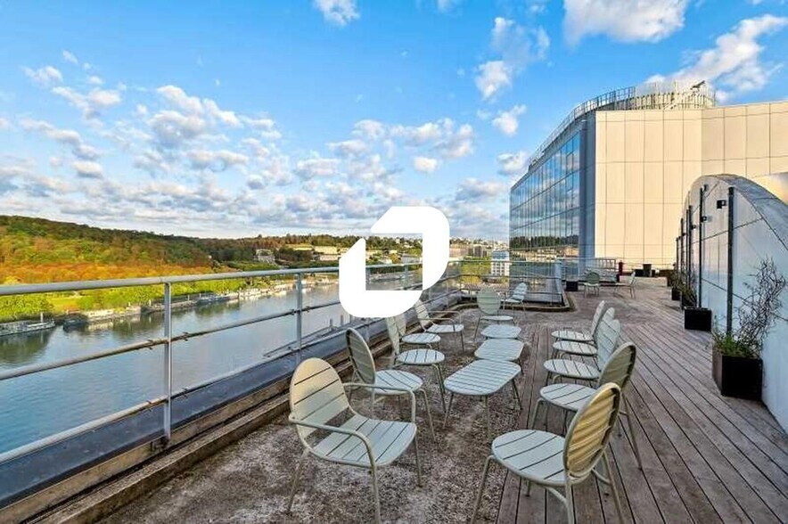 Bureau dans Boulogne-Billancourt à louer - Photo de l’immeuble – Image 2 sur 10