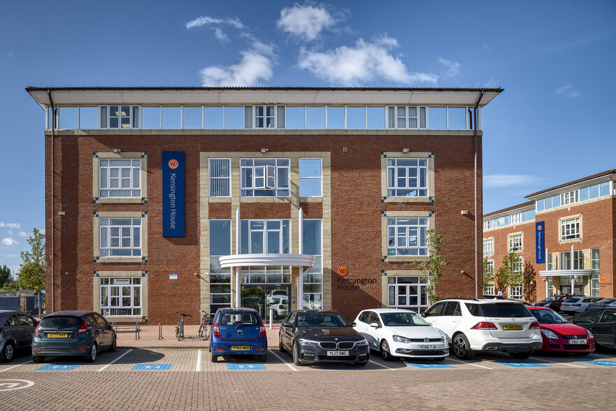 Westminster Pl, York à vendre - Photo de l’immeuble – Image 2 sur 40