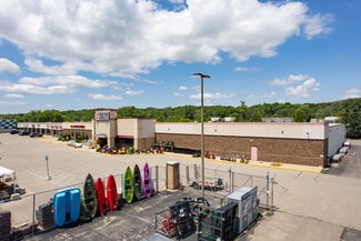 Plus de détails pour 2111-2173 Main St W, Lowell, MI - Bureau, Local commercial à louer