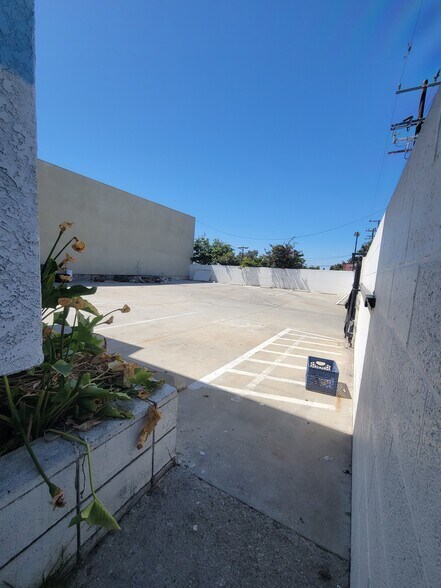 2101 Pacific Coast Hwy, Lomita, CA à louer - Photo de l’immeuble – Image 3 sur 34