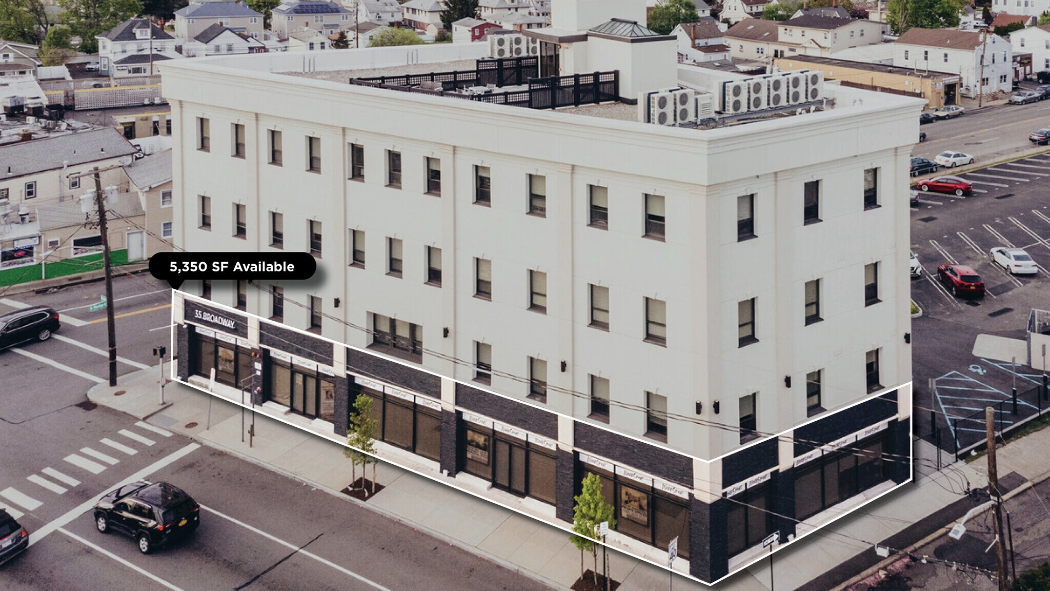 35 N Broadway, Hicksville, NY à louer Photo de l’immeuble– Image 1 sur 27