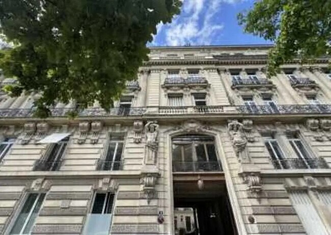 Plus de détails pour 4 Avenue Hoche, Paris - Bureau à louer