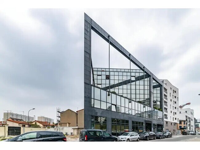 Plus de détails pour 51-55 Rue Hoche, Ivry-sur-Seine - Bureau à louer