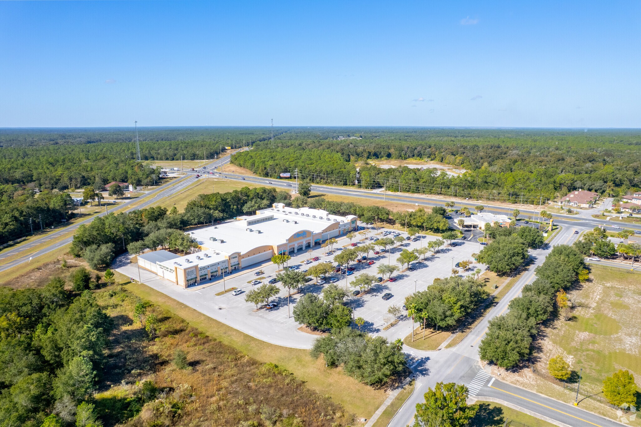 9598 SW 114th St, Ocala, FL à vendre Photo de l’immeuble– Image 1 sur 21