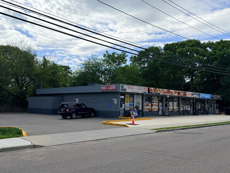 1225-1235 Grundy Ave, Holbrook, NY à vendre - Photo de l’immeuble – Image 1 sur 5