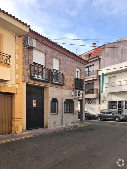 Calle Illescas, 28, Yuncos, Toledo à vendre - Photo de l’immeuble – Image 2 sur 2