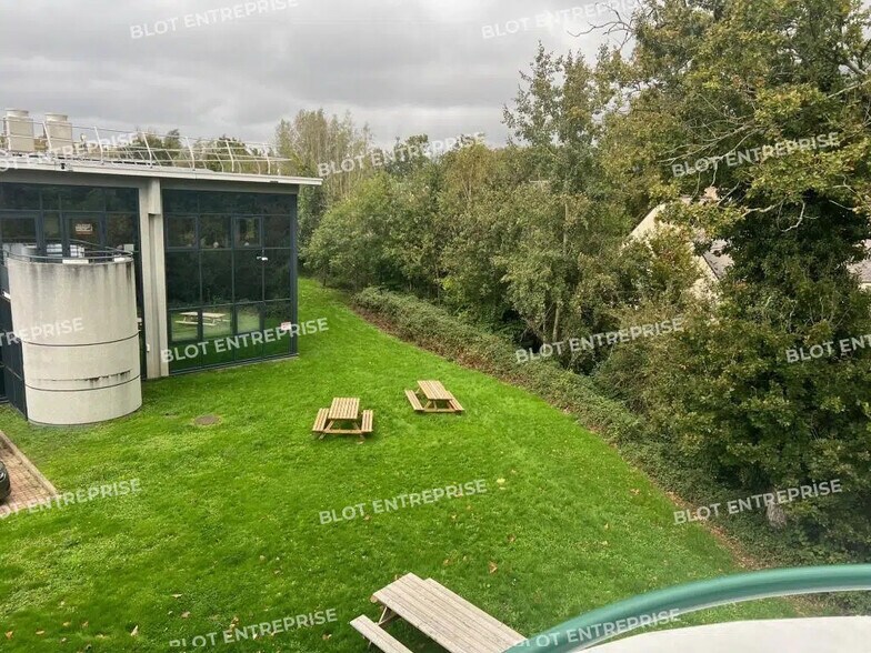 Bureau dans Nantes à louer - Photo de l’immeuble – Image 3 sur 10