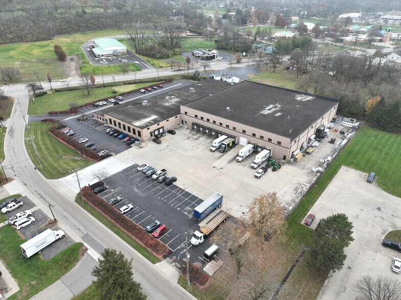 3100 Exon Ave, Cincinnati, OH à louer - Photo de l’immeuble – Image 2 sur 6