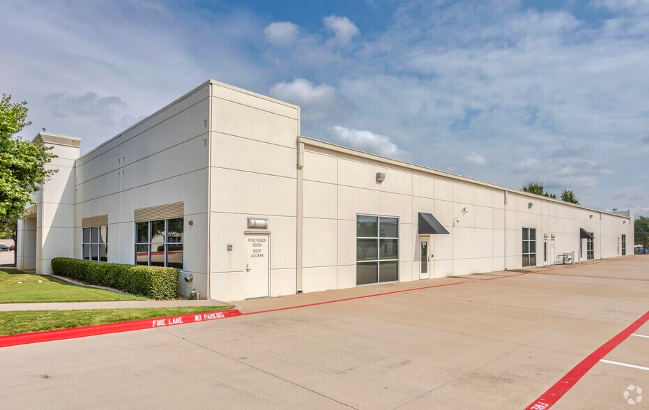 930 S Kimball Ave, Southlake, TX à louer - Photo de l’immeuble – Image 2 sur 4