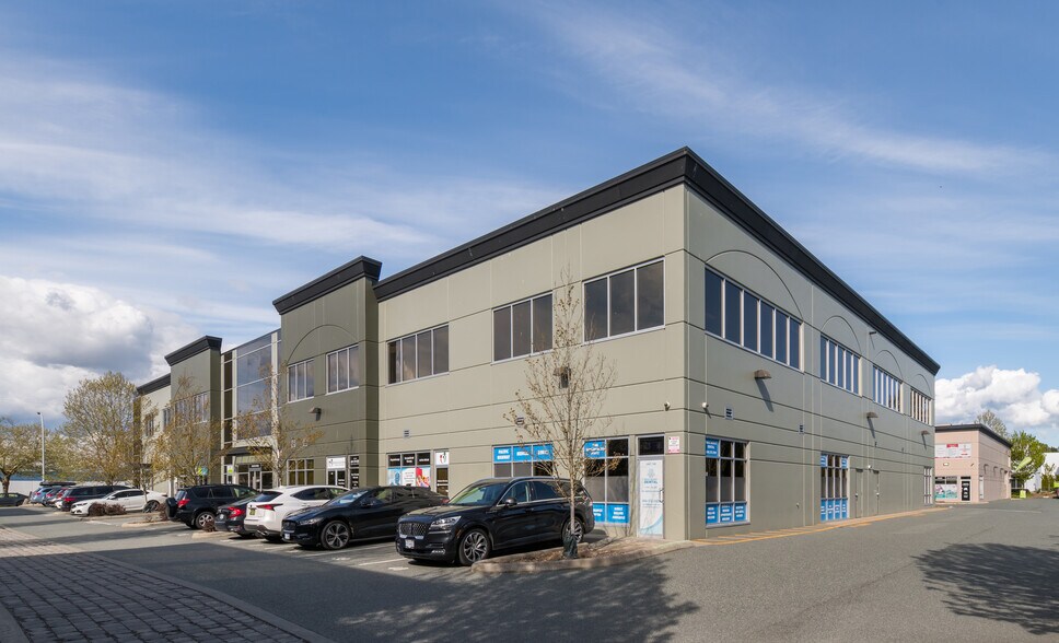 17660 65A Ave, Surrey, BC à louer - Photo de l’immeuble – Image 2 sur 7