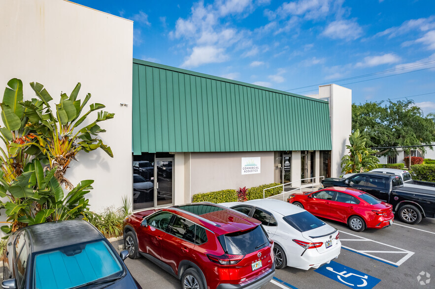 6001-6029 Jet Port Industrial Blvd, Tampa, FL à louer - Photo de l’immeuble – Image 3 sur 11