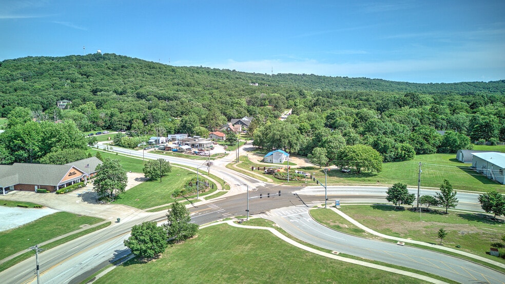 778 S Happy Hollow Rd, Fayetteville, AR à vendre - Aérien – Image 2 sur 22
