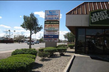 7740 W Indian School Rd, Phoenix, AZ à louer - Photo de l’immeuble – Image 2 sur 11