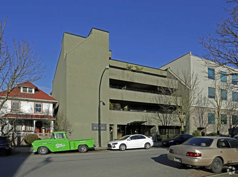 225 W 8th Ave, Vancouver, BC à louer - Photo de l’immeuble – Image 3 sur 6