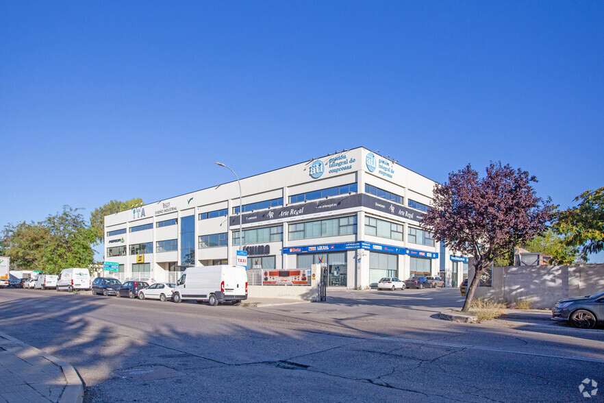 Bureau dans Torrejón de Ardoz, Madrid à louer - Photo principale – Image 1 sur 5