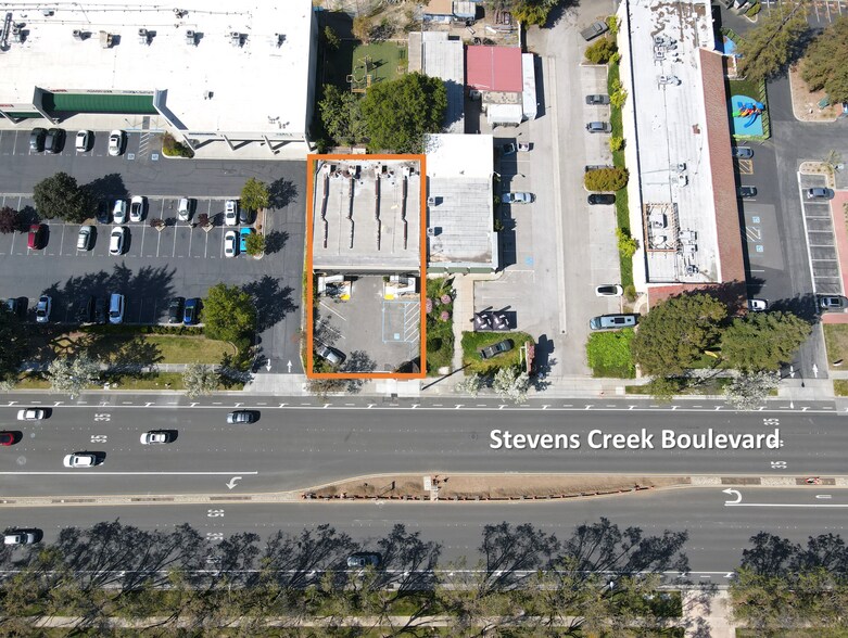 20311 Stevens Creek Blvd, Cupertino, CA à louer - Photo de l’immeuble – Image 3 sur 10