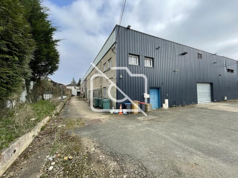 Industriel/Logistique dans Bazainville à louer - Photo de l’immeuble – Image 3 sur 21