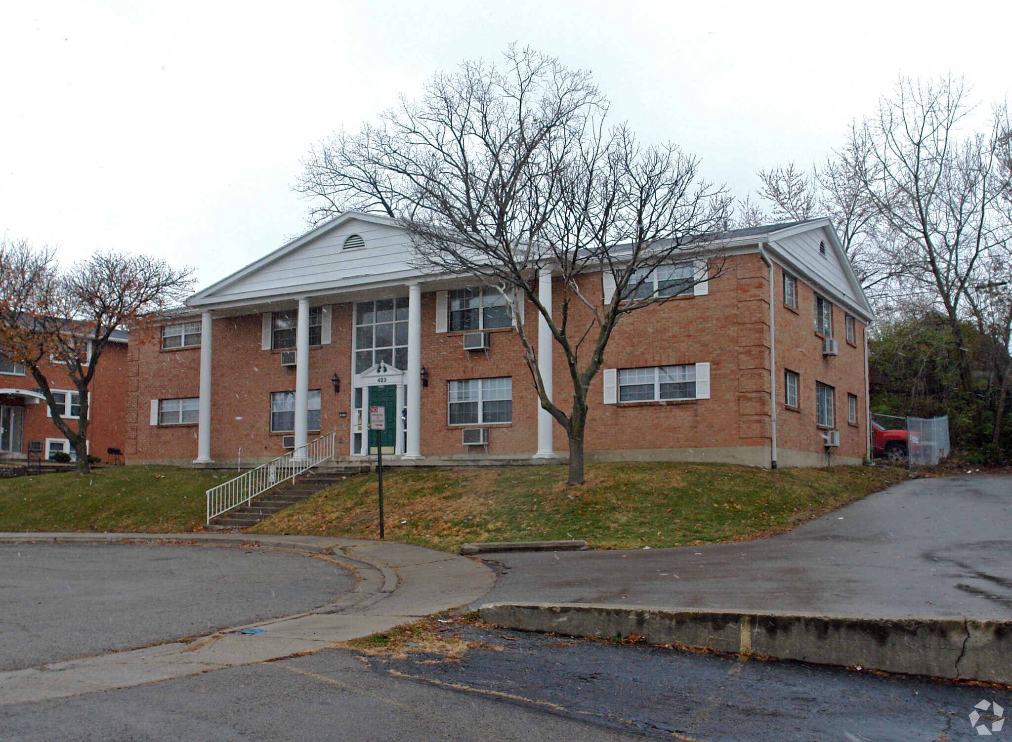 423 Briarwood Ave, Dayton, OH à vendre Photo principale– Image 1 sur 3