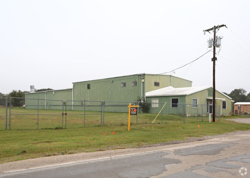 413 Lee Rd, Mineral Wells, TX à vendre - Photo de l’immeuble – Image 3 sur 3