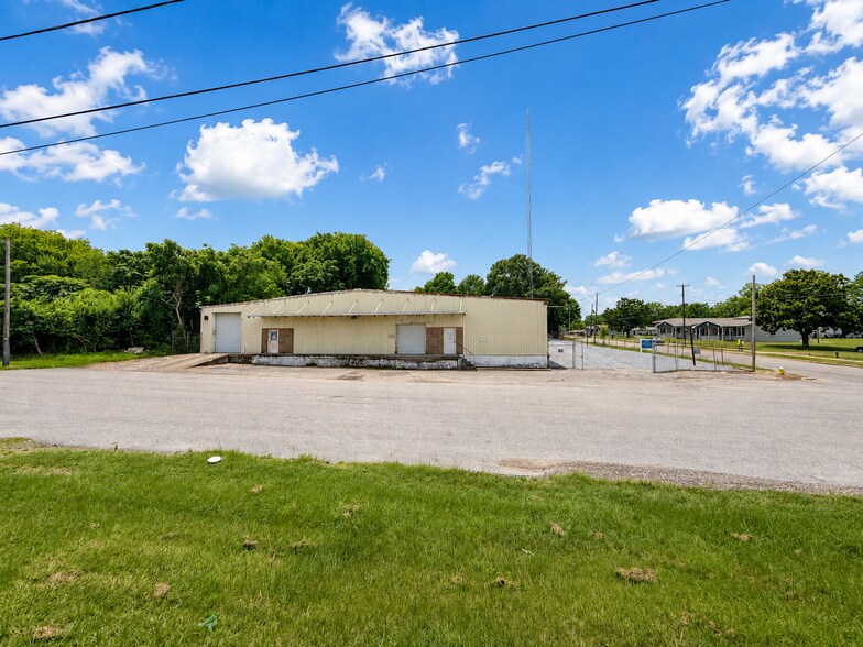 1953 Mobile Rd, Montgomery, AL à vendre - Photo de l’immeuble – Image 1 sur 7