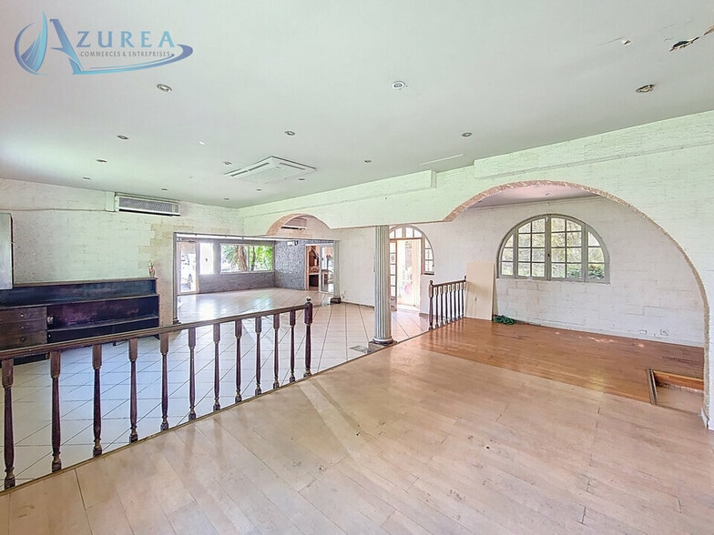 Local commercial dans Cagnes-sur-Mer à vendre - Photo intérieure – Image 3 sur 12