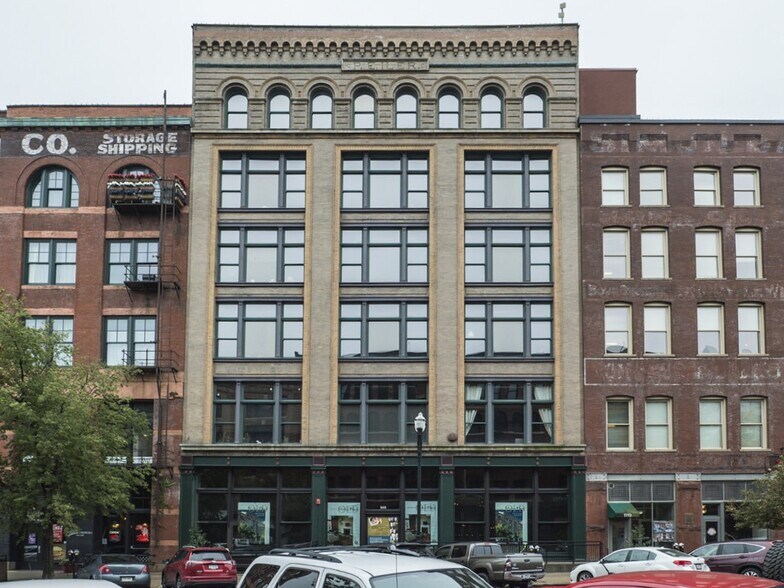 1113 Howard St, Omaha, NE à vendre - Photo principale – Image 1 sur 21