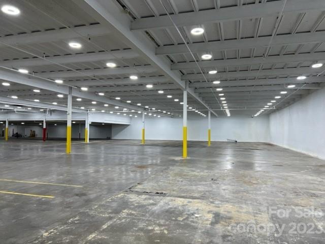 2146 Highland Ave NE, Hickory, NC à louer - Photo intérieure – Image 2 sur 15