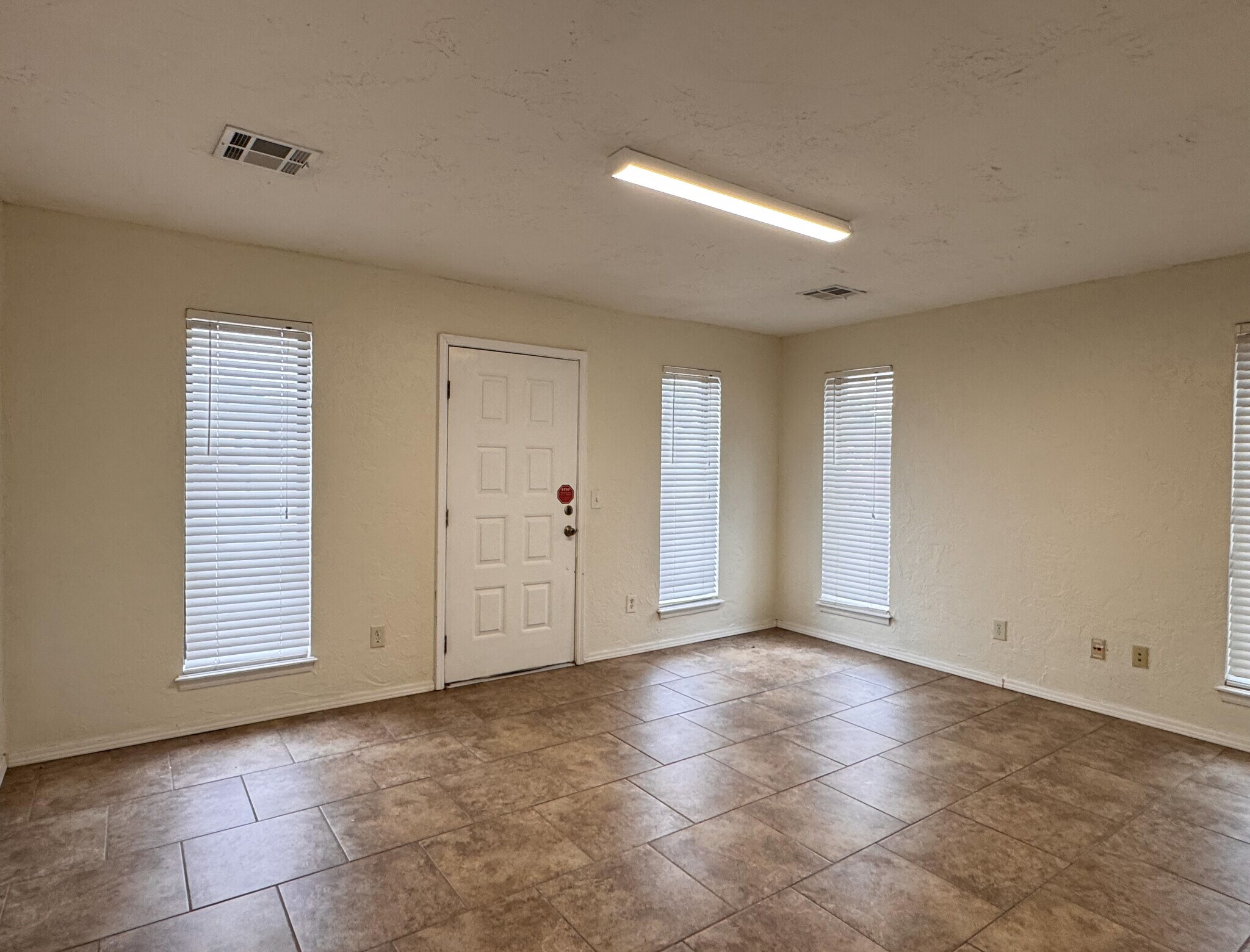 1624 Greenbriar Pl, Oklahoma City, OK à louer Photo intérieure– Image 1 sur 7