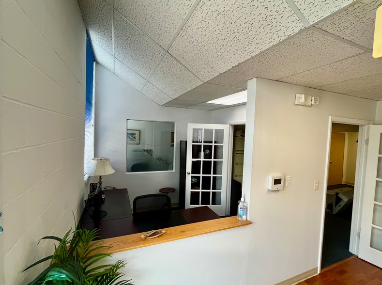 222 Severn Ave, Annapolis, MD à louer - Photo intérieure – Image 2 sur 6