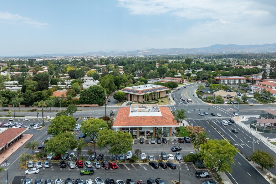 24100 El Toro Rd, Laguna Woods, CA à louer - Aérien – Image 3 sur 4