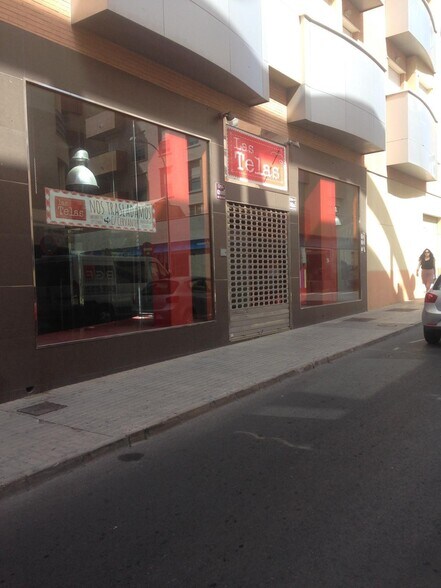 Local commercial dans El Ejido, Almería à louer - Photo de l’immeuble – Image 2 sur 17