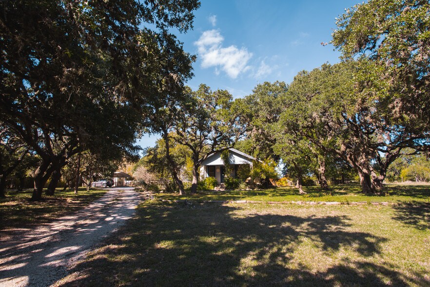 7087 Dietz Elkhorn Rd, Boerne, TX à vendre - Photo principale – Image 1 sur 25