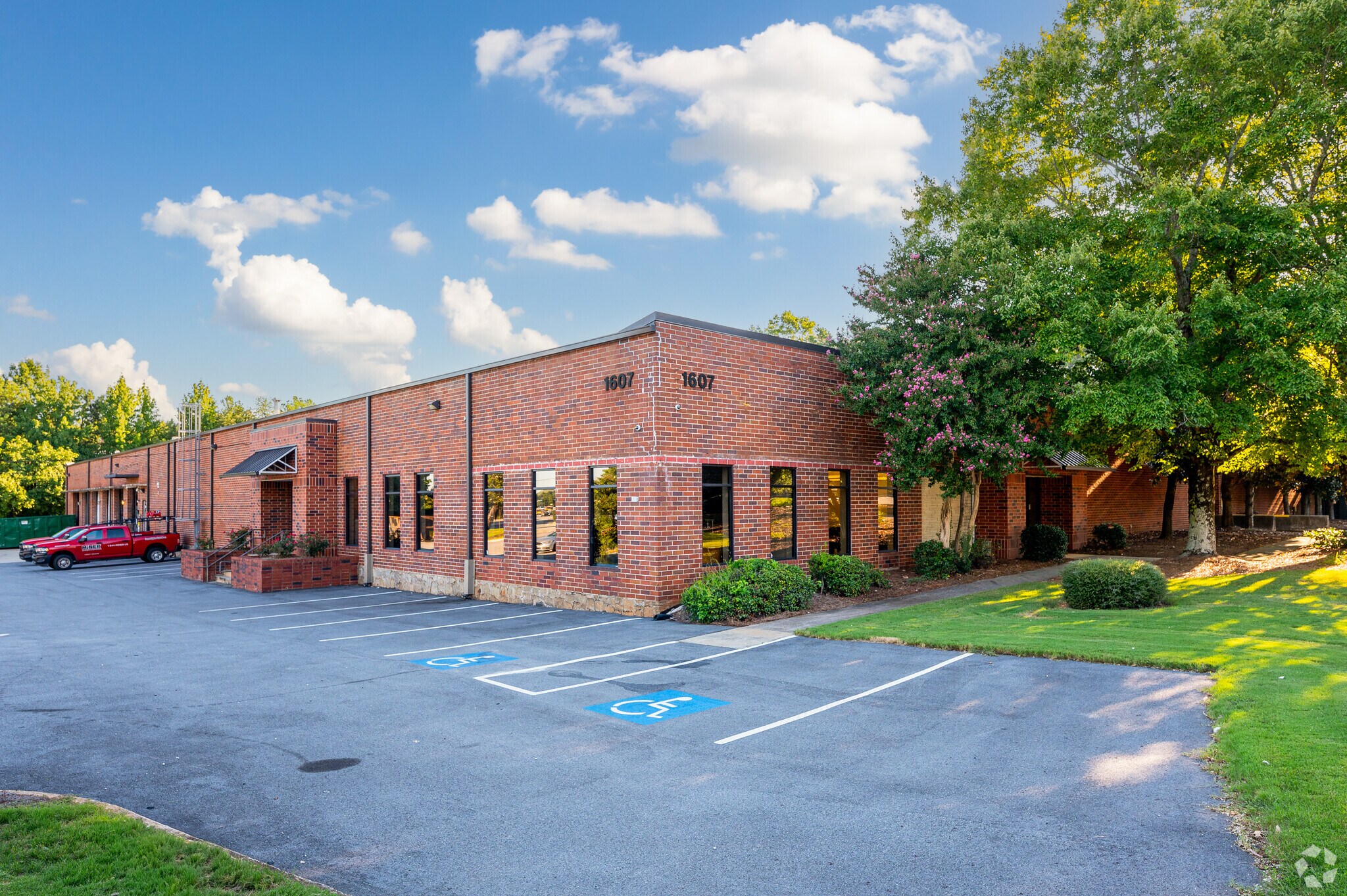 1607 Mountain Industrial Blvd, Stone Mountain, GA à louer Photo de l’immeuble– Image 1 sur 9