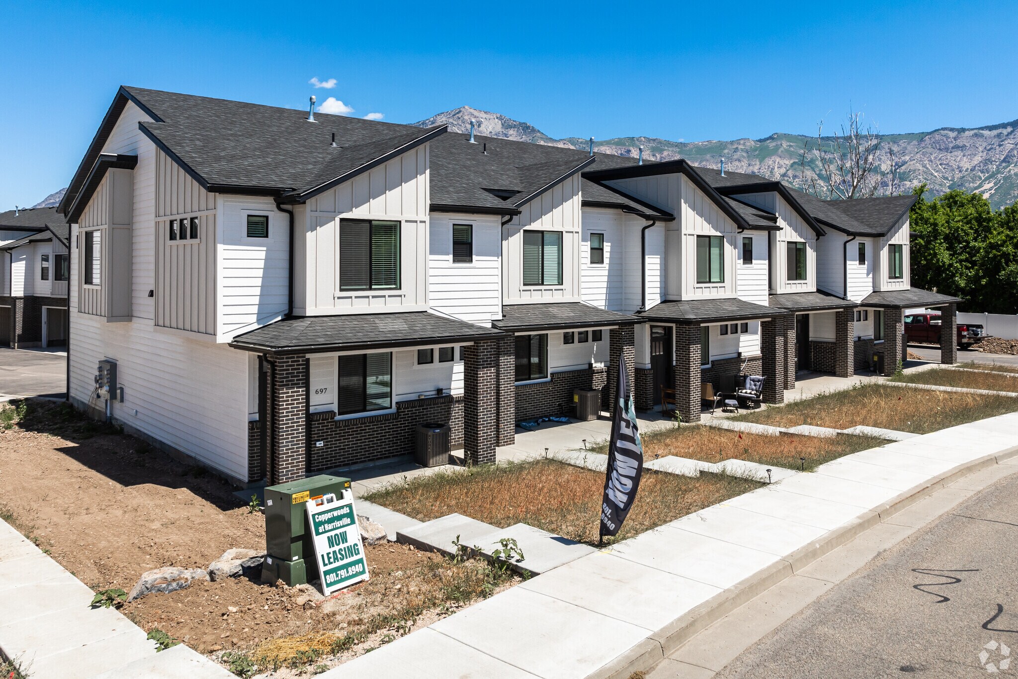 2100 North Highway 89 Highway, Harrisville, UT à vendre Photo principale– Image 1 sur 21