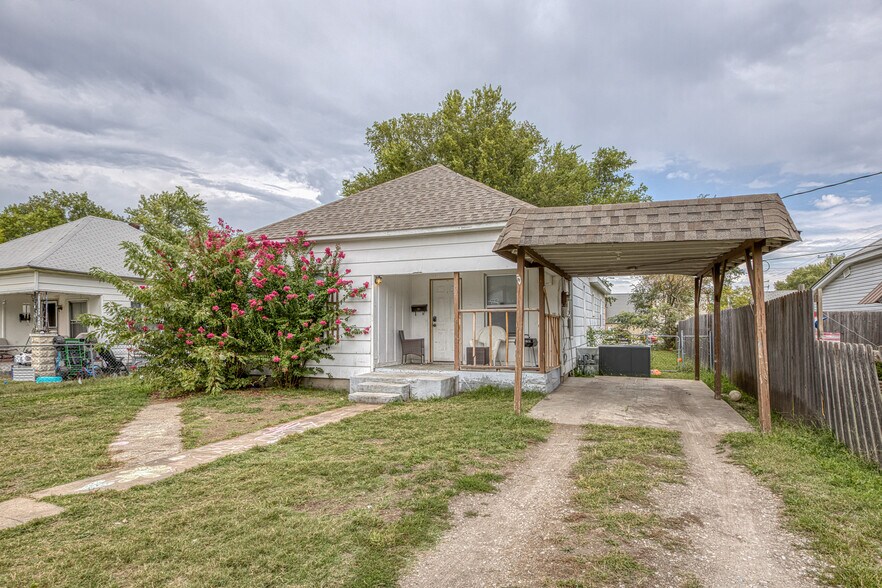 1207 W 7th St, Webb City, MO à vendre - Photo principale – Image 1 sur 1