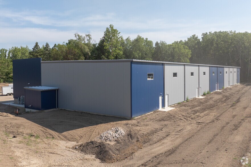 1521 Chicago Dr, Georgetown Township, MI à louer - Photo de l’immeuble – Image 2 sur 4