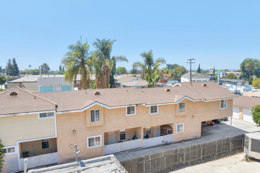 8011 Comstock Ave, Whittier, CA à vendre - Photo de l’immeuble – Image 2 sur 11
