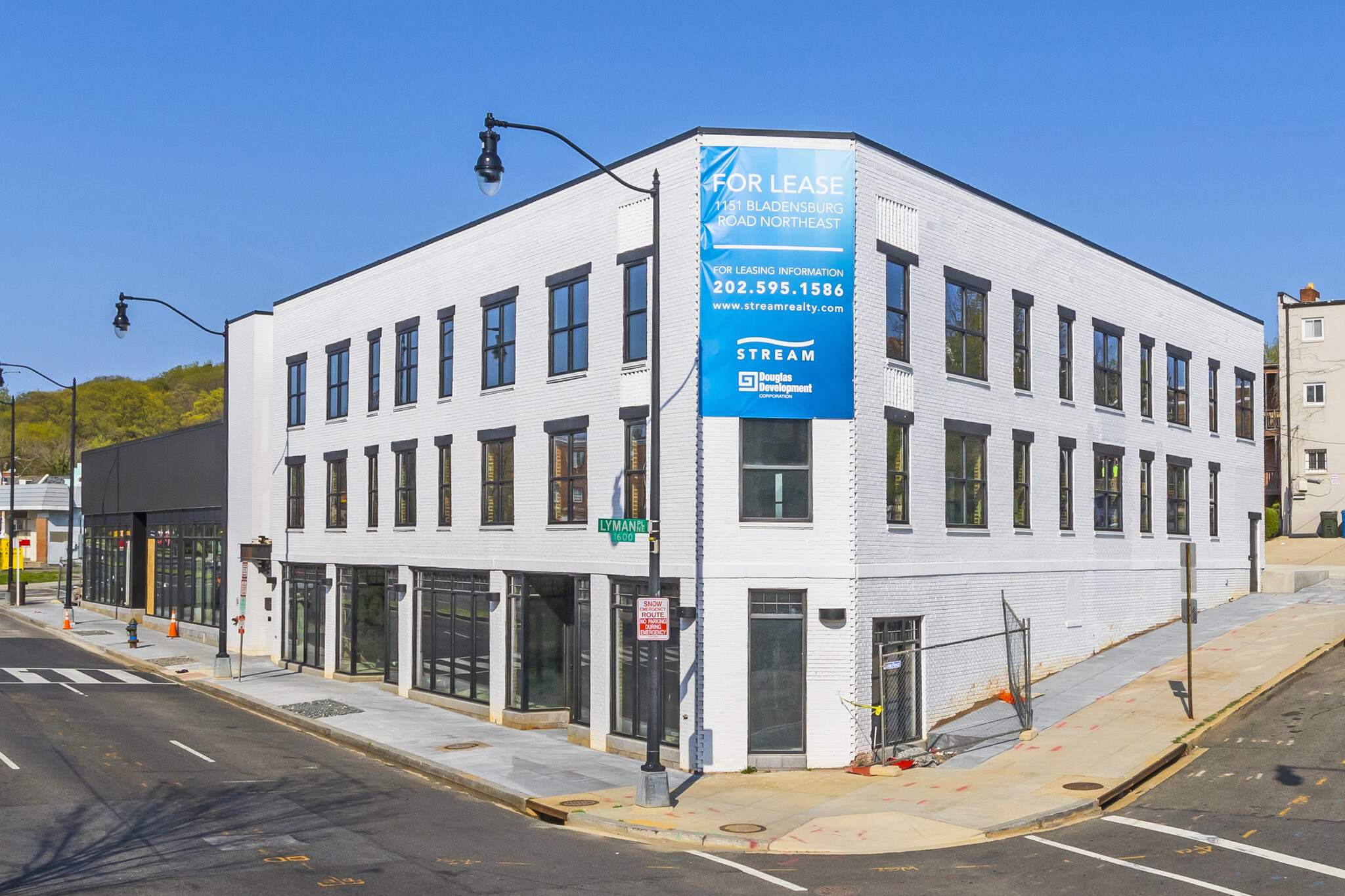 1151 Bladensburg Rd NE, Washington, DC à louer Photo de la construction– Image 1 sur 14
