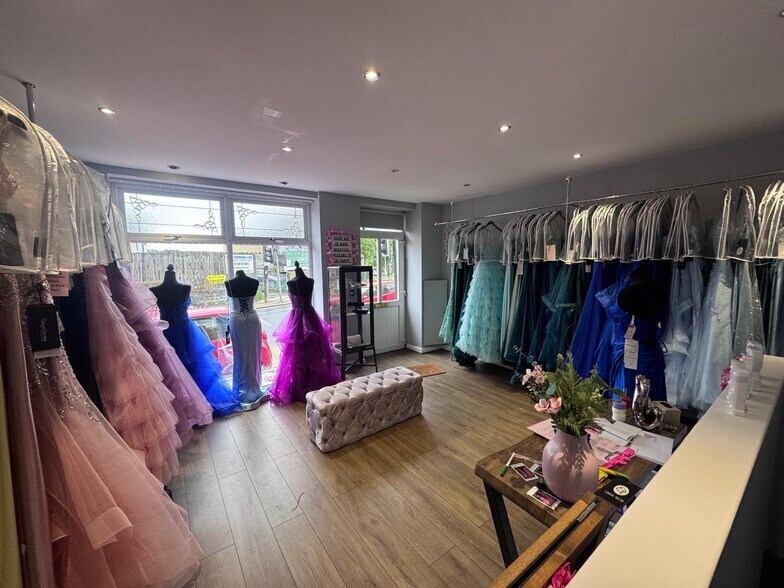 26 Huddersfield Rd, Brighouse à vendre - Photo intérieure – Image 3 sur 3