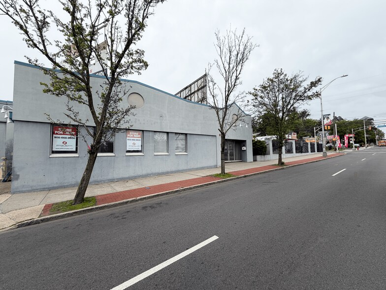 555-557 Main St, Orange, NJ à louer - Photo de l’immeuble – Image 3 sur 9