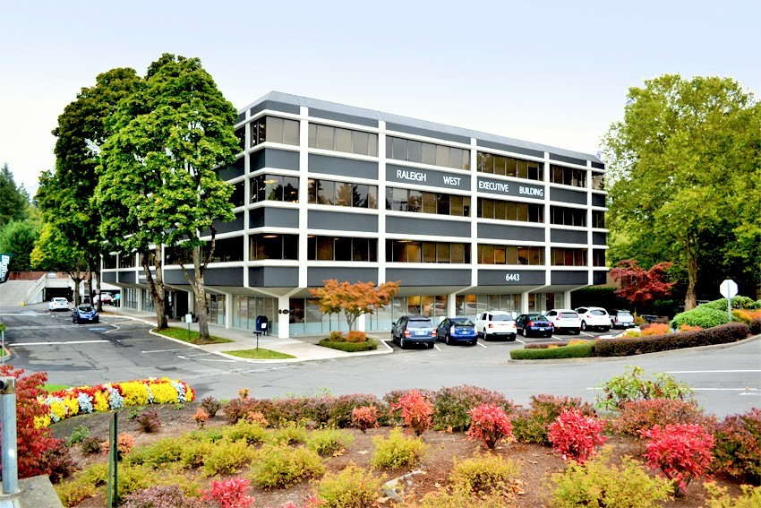 6443 SW Beaverton Hillsdale Hwy, Portland, OR à louer Photo de l’immeuble– Image 1 sur 4