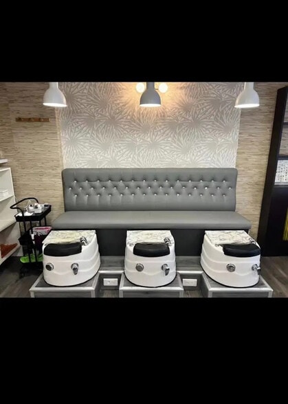 Local commercial dans Paris à louer - Photo intérieure – Image 3 sur 10